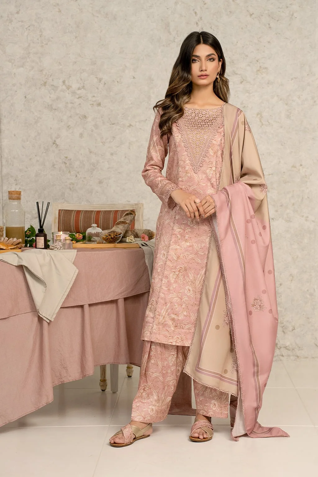 3 Piece Iznik Embroidered Viscose Suit