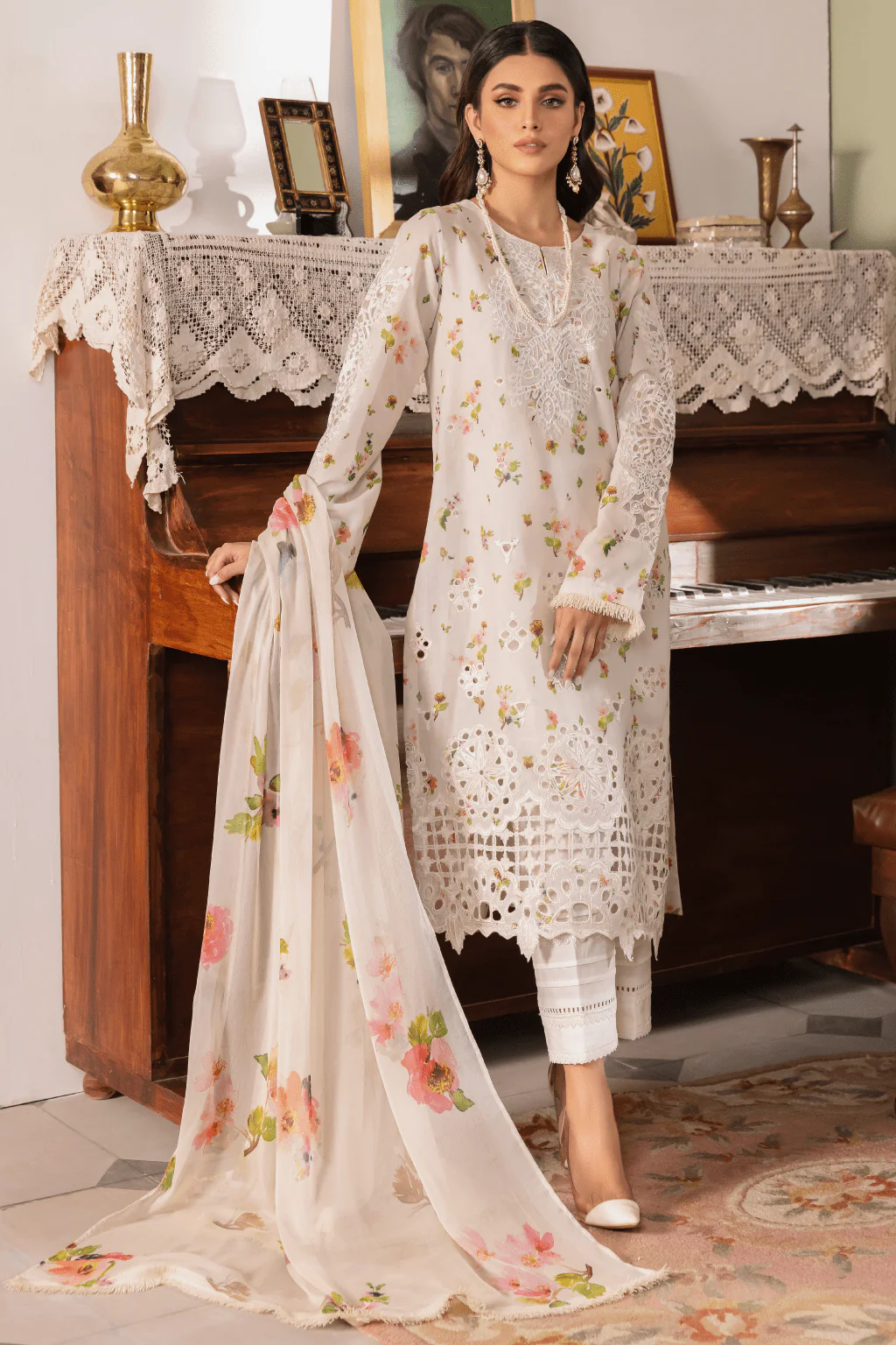 3 Piece Iznik Dastaan Premium Embroidered Lawn